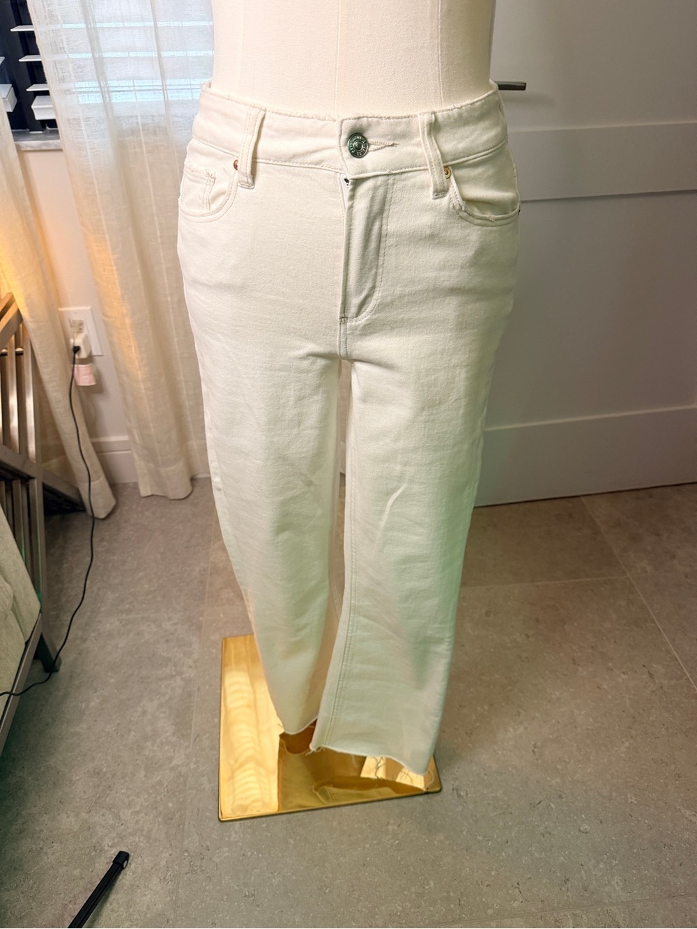 🤍 PAIGE CREAMY IVORY WHITE JEANS 🤍 size 26